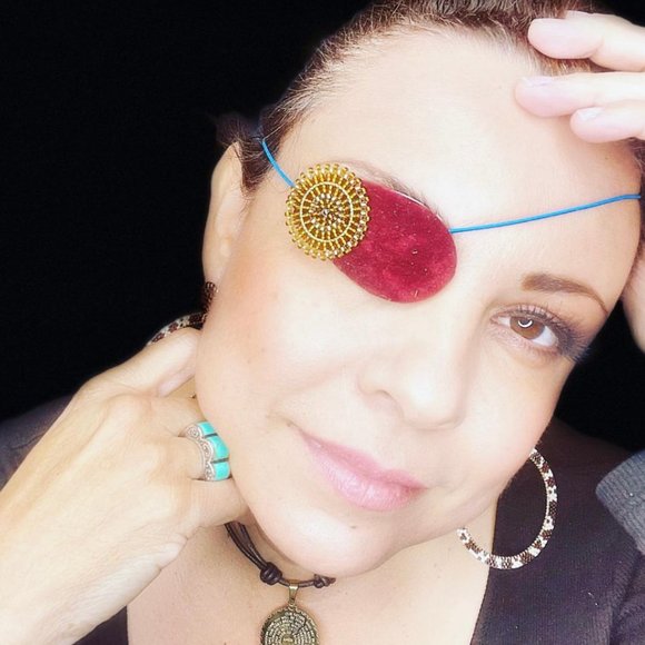 Luxury Eyepatches - Picture 3 of 4